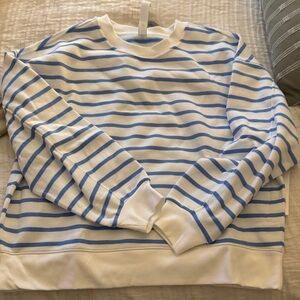 Lululemon sweatshirt